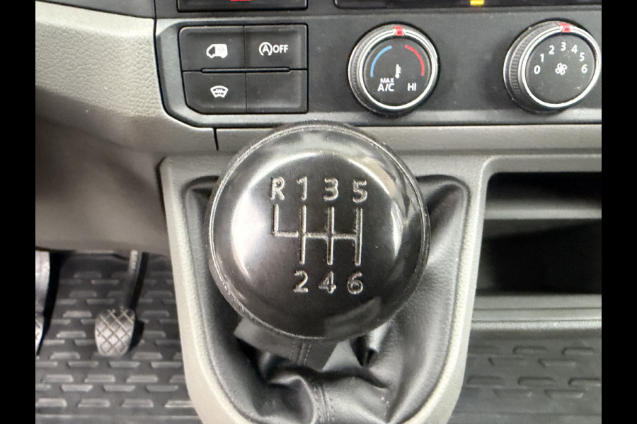 Volkswagen Crafter 35 2.0 TDI 141PK Euro 6 L3H3 CarPlay/cruise/camera/trekhaak
