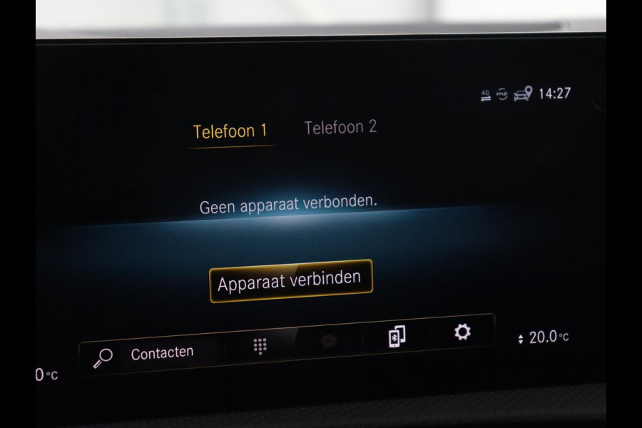 Mercedes-Benz A-Klasse 180 AMG | Adaptive cruise | Trekhaak | Stoelverwarming | Camera | Leder/Alcantara | Sfeerverlichting | Navigatie | Park Assist | Full LED | Climate control | Bluetooth