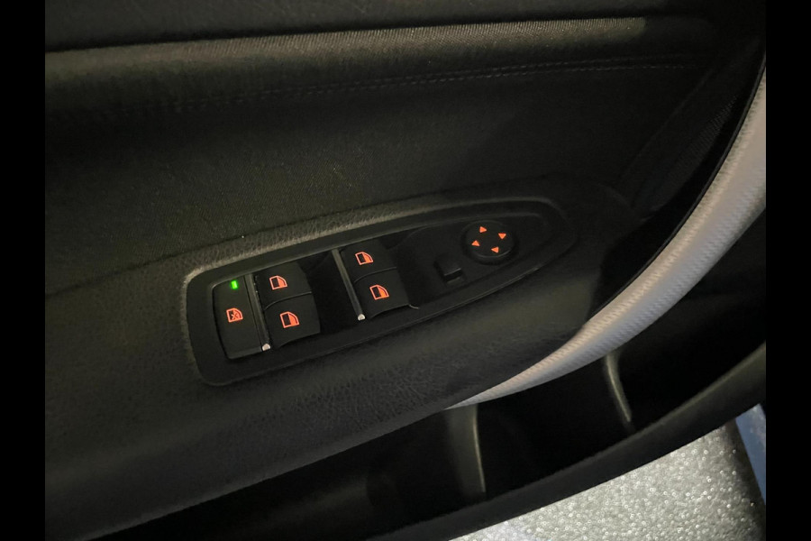 BMW 1-serie 118i Edition M Sport Shadow CARPLAY High Executive