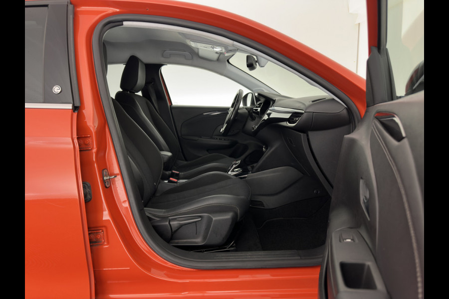 Opel CORSA-E Elegance 50 kWh [ 3-Fase ] {SOH-94%} (INCL-BTW) Aut. *FULL-LED | DIGI-COCKPIT | LEATHER-MICROFIBRE | NAVI-FULLMAP |  CAMERA | CARPLAY | ECC | KEYLESS | CRUISE | DAB | LANE-ASSIST | PDC | SPORT-SEATS | PRIVACY-GLASS | 16"ALU*