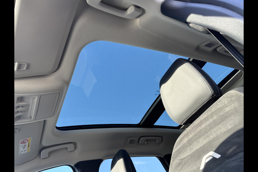 Ford Kuga 2.5 FHEV Active X 190pk |  Driver Assistance Pack | Technology Pack | Winterpack | Panoramadak | All Weather Banden | Reservewiel | Geen stekker nodig