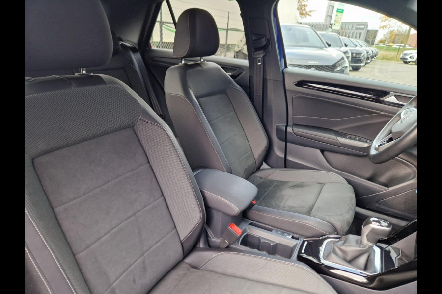 Volkswagen T-Roc 1.5 TSI DSG 150PK R-Line /ACC/ IQ light /1e eigenaar