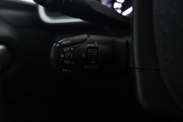 Citroën C3 1.2 PureTech Feel Edition Navigatie, Apple carplay, Cruise