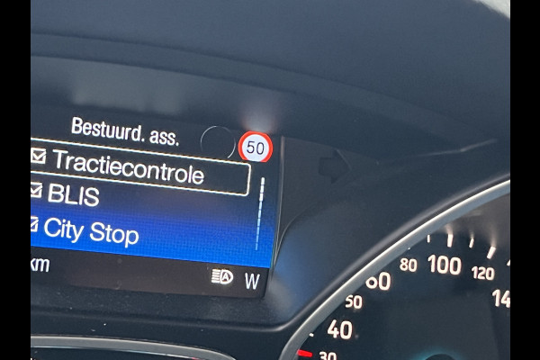 Ford Kuga 1.5 EcoBoost ST Line 150pk/110kW 6-bak | E-Trekhaak | Bi-Xenon | Dodehoek | Camera |