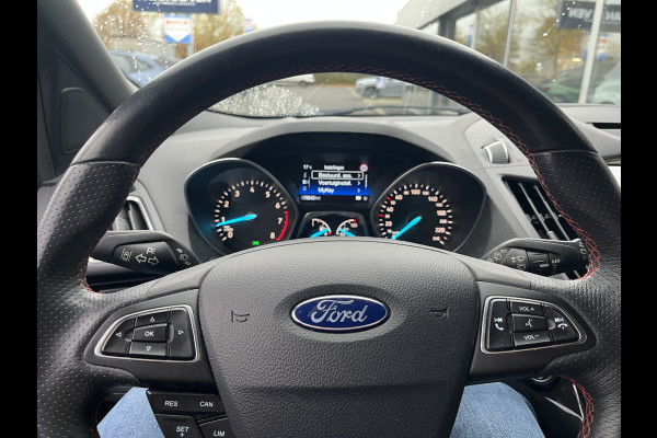 Ford Kuga 1.5 EcoBoost ST Line 150pk/110kW 6-bak | E-Trekhaak | Bi-Xenon | Dodehoek | Camera |