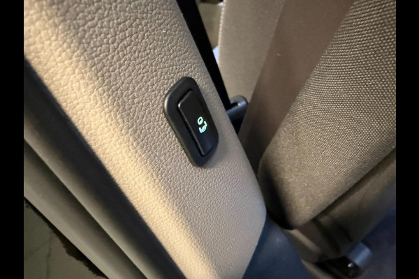 Volkswagen Multivan 1.4 eHybrid Energetic 7P PANO/NAVI/H-KARDON/H-UP/V-COCKPIT/