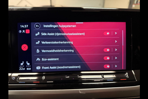 Volkswagen Multivan 1.4 eHybrid Energetic 7P PANO/NAVI/H-KARDON/H-UP/V-COCKPIT/