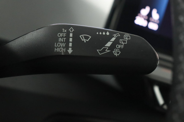 Volkswagen ID.3 First Max 58 kWh|Pano|LED matrix|SOH 91%|Stoelverwarming