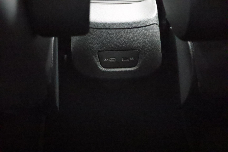 Volkswagen ID.3 First Max 58 kWh|Pano|LED matrix|SOH 91%|Stoelverwarming