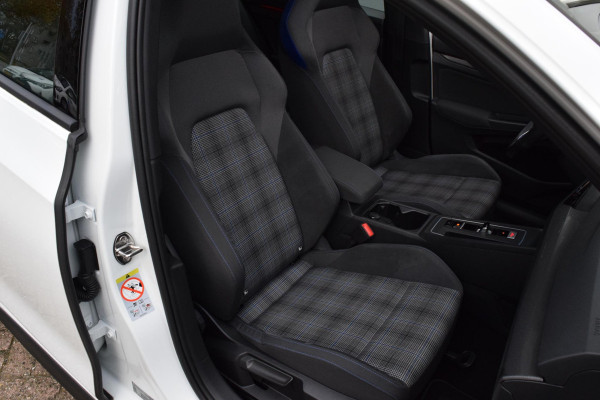Volkswagen Golf 1.4 eHybrid GTE|Dak|Sfeer|Stoel+stuurverw.|
