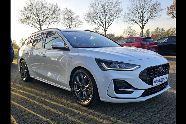 Ford FOCUS Wagon 1.0 EcoBoost Hybrid ST Line X 155pk | Trekhaak afneembaar | Panoramadak | Bang&Olufsen | Adaptive cruise control | Winter Pack | All season banden | Camera