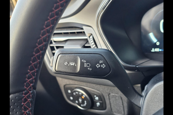 Ford FOCUS Wagon 1.0 EcoBoost Hybrid ST Line X 155pk | Trekhaak afneembaar | Panoramadak | Bang&Olufsen | Adaptive cruise control | Winter Pack | All season banden | Camera