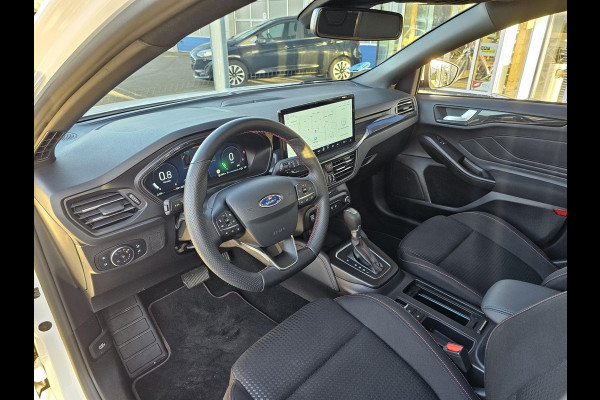 Ford FOCUS Wagon 1.0 EcoBoost Hybrid ST Line X 155pk | Trekhaak afneembaar | Panoramadak | Bang&Olufsen | Adaptive cruise control | Winter Pack | All season banden | Camera