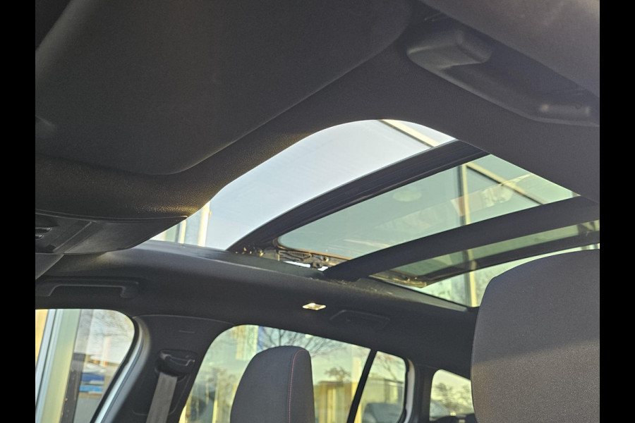 Ford FOCUS Wagon 1.0 EcoBoost Hybrid ST Line X 155pk | Trekhaak afneembaar | Panoramadak | Bang&Olufsen | Adaptive cruise control | Winter Pack | All season banden | Camera