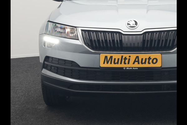 Škoda Karoq 1.0 TSI Style DSG116pk Dealer O.H. | Trekhaak Af Fabriek | Panodak | Camera | Apple Carplay | Sportstoelen Verwarmd  | Navigatie | Keyless | Cruise Control | DAB |