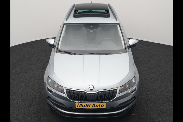 Škoda Karoq 1.0 TSI Style DSG116pk Dealer O.H. | Trekhaak Af Fabriek | Panodak | Camera | Apple Carplay | Sportstoelen Verwarmd  | Navigatie | Keyless | Cruise Control | DAB |
