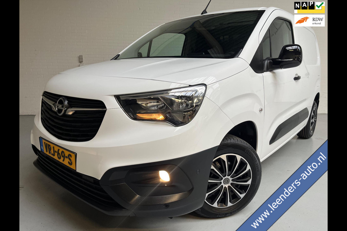 Opel Combo 1.5D 100pk euro6 L1H1 Edition 3persoons, Airco, Camera, CruiseControl, Navigatie, Trekhaak, RIJKLAARPRIJS!