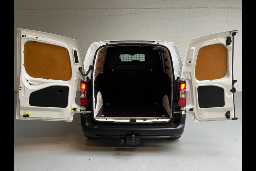 Opel Combo 1.5D 100pk euro6 L1H1 Edition 3persoons, Airco, Camera, CruiseControl, Navigatie, Trekhaak, RIJKLAARPRIJS!