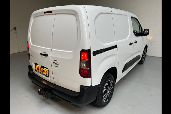 Opel Combo 1.5D 100pk euro6 L1H1 Edition 3persoons, Airco, Camera, CruiseControl, Navigatie, Trekhaak, RIJKLAARPRIJS!