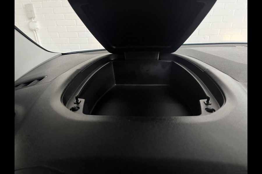 Opel Combo 1.5D 100pk euro6 L1H1 Edition 3persoons, Airco, Camera, CruiseControl, Navigatie, Trekhaak, RIJKLAARPRIJS!