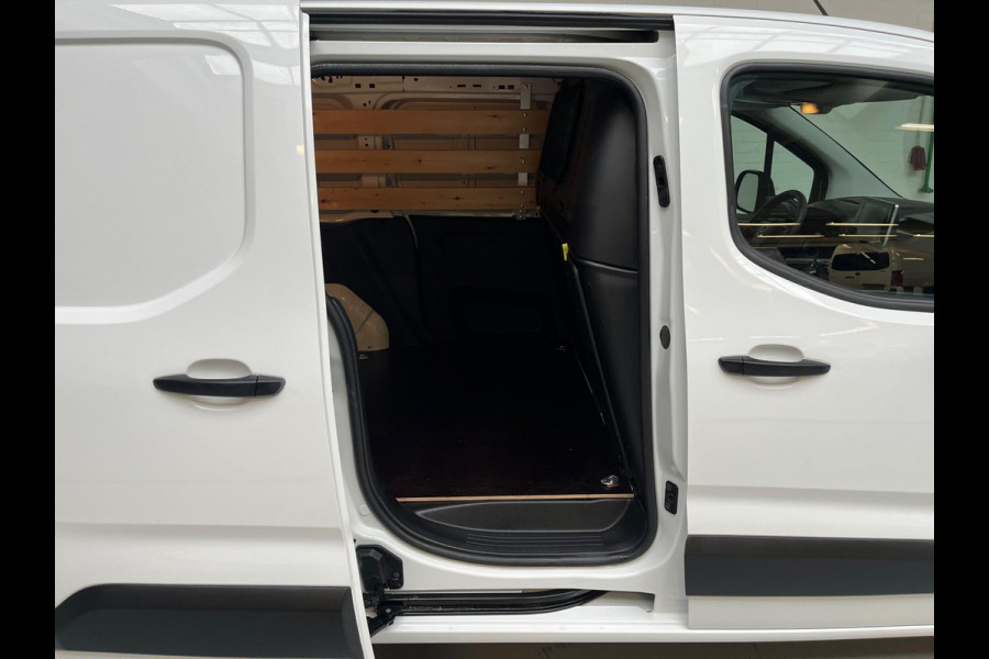 Opel Combo 1.5D 100pk euro6 L1H1 Edition 3persoons, Airco, Camera, CruiseControl, Navigatie, Trekhaak, RIJKLAARPRIJS!
