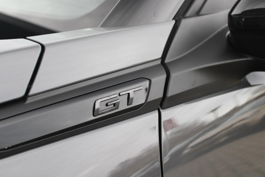 Peugeot 2008 1.2 130PK AUTOMAAT GT PACK | ALCANTARA/LEDEREN BEKLEDING | ELEKTRISCH BEDIENBARE BESTUURDERSSTOEL | STOEL VERWARMING | MASSAGE STOELEN | NAVIGATIE | FULL LED KOPLAMPEN | DRAADLOZE APPLE CARPLAY/ANDROID AUTO | ADAPTIVE CRUISE CONTROL | CAMERA VOOR + ACHTER | CLIMATE CONTROL | LICHTMETALEN VELGEN 17" | KEYLESS ENTRY/START | DAB+ RADIO |DODEHOEK DETECTIE | PARKEERSENSOREN VOOR + ACHTER |