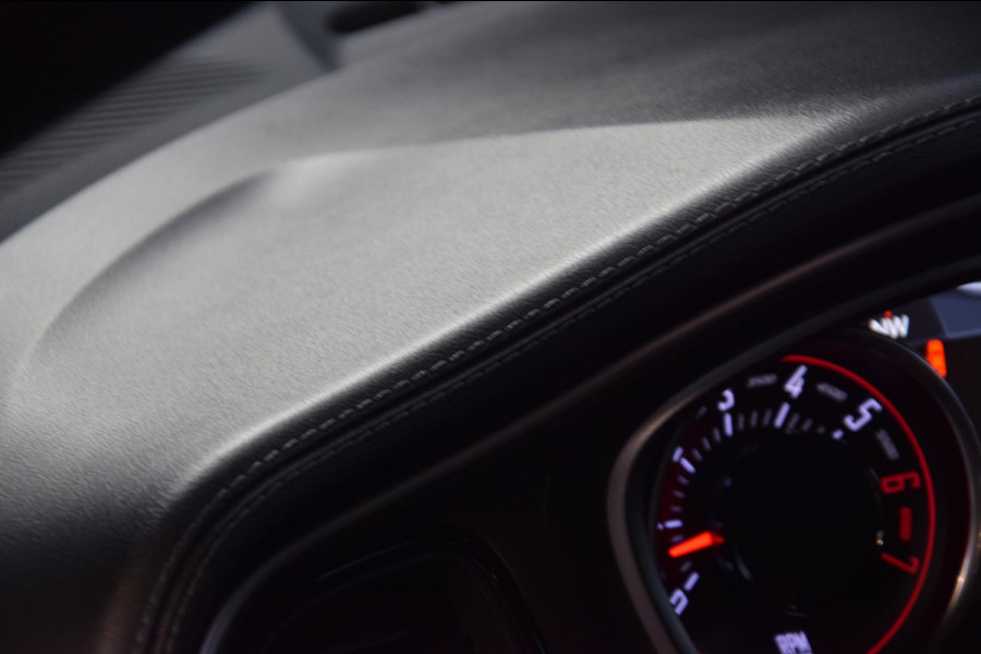 Dodge CHALLENGER R/T SCAT PACK V8 6.4 SRT Navi|EU|Leder|ACC|492pk!!|Widebody Key-less