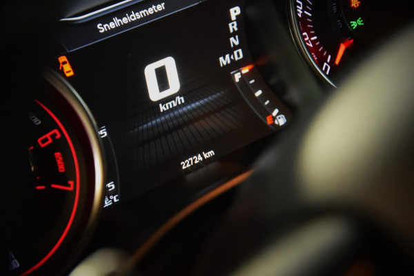 Dodge CHALLENGER R/T SCAT PACK V8 6.4 SRT Navi|EU|Leder|ACC|492pk!!|Widebody Key-less