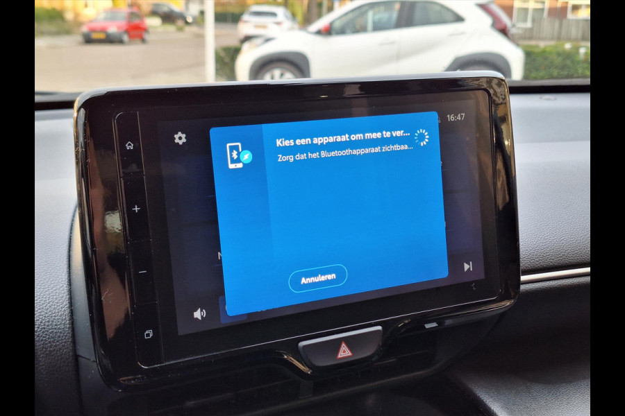 Toyota Yaris Cross 1.5 Hybrid Dynamic | Smart connect, 17 inch, Apple Carplay/Android auto, Keyless, Startknop, Privacy glass