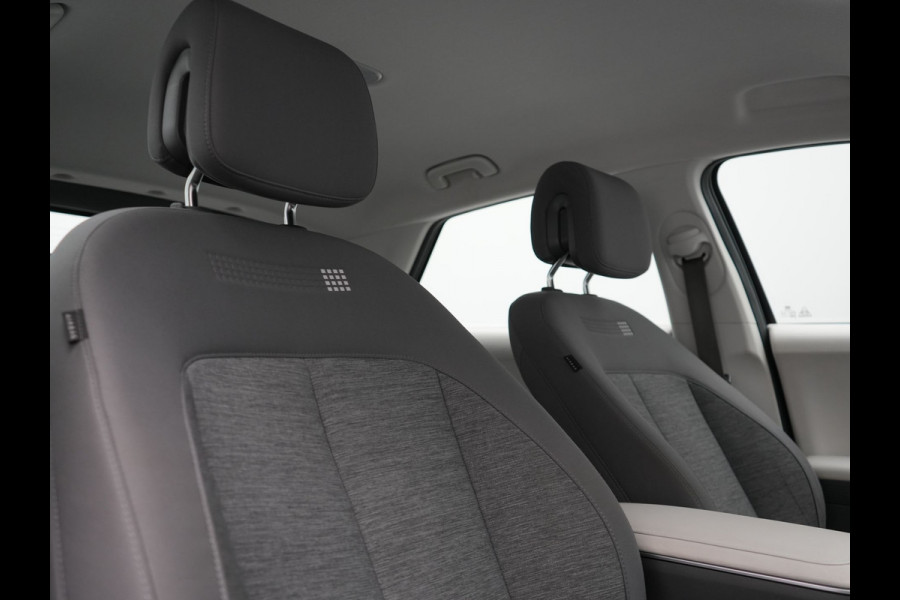 Hyundai IONIQ 5 Connect 58 kWh 170pk Dealer O.H. | Adaptive Cruise | Camera | Stoelen & Stuur Verwarmd | Apple Carplay | Navigatie | Virtual | Blis | DAB |