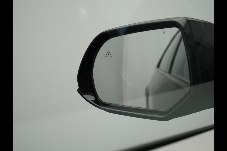 Hyundai IONIQ 5 Connect 58 kWh 170pk Dealer O.H. | Adaptive Cruise | Camera | Stoelen & Stuur Verwarmd | Apple Carplay | Navigatie | Virtual | Blis | DAB |