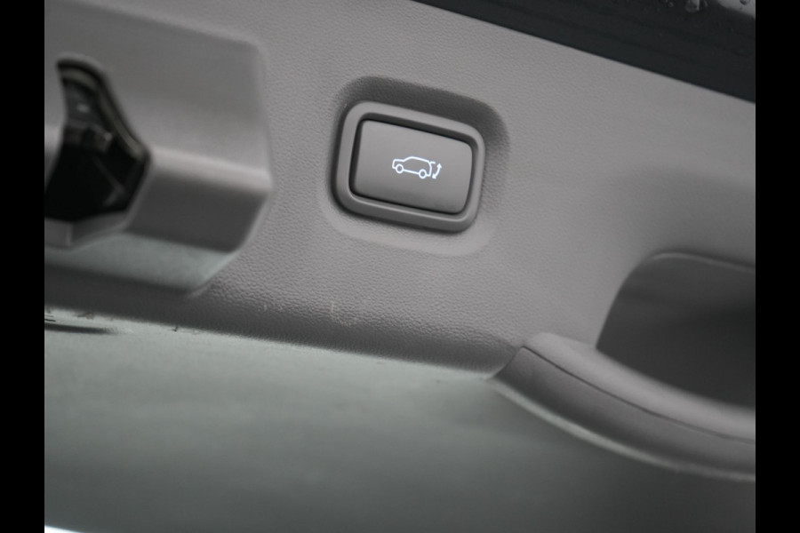 Hyundai IONIQ 5 Connect 58 kWh 170pk Dealer O.H. | Adaptive Cruise | Camera | Stoelen & Stuur Verwarmd | Apple Carplay | Navigatie | Virtual | Blis | DAB |