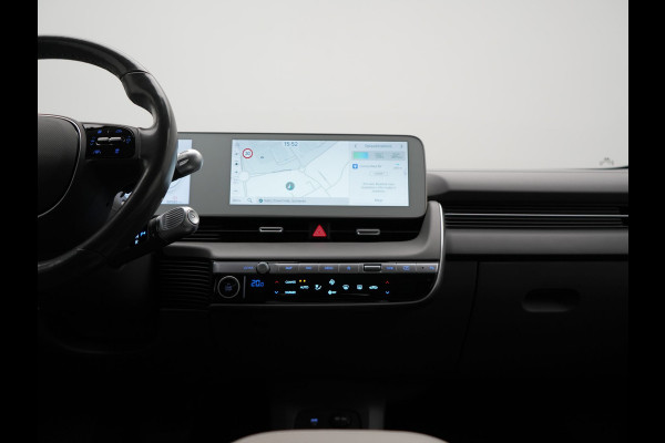 Hyundai IONIQ 5 Connect 58 kWh 170pk Dealer O.H. | Adaptive Cruise | Camera | Stoelen & Stuur Verwarmd | Apple Carplay | Navigatie | Virtual | Blis | DAB |