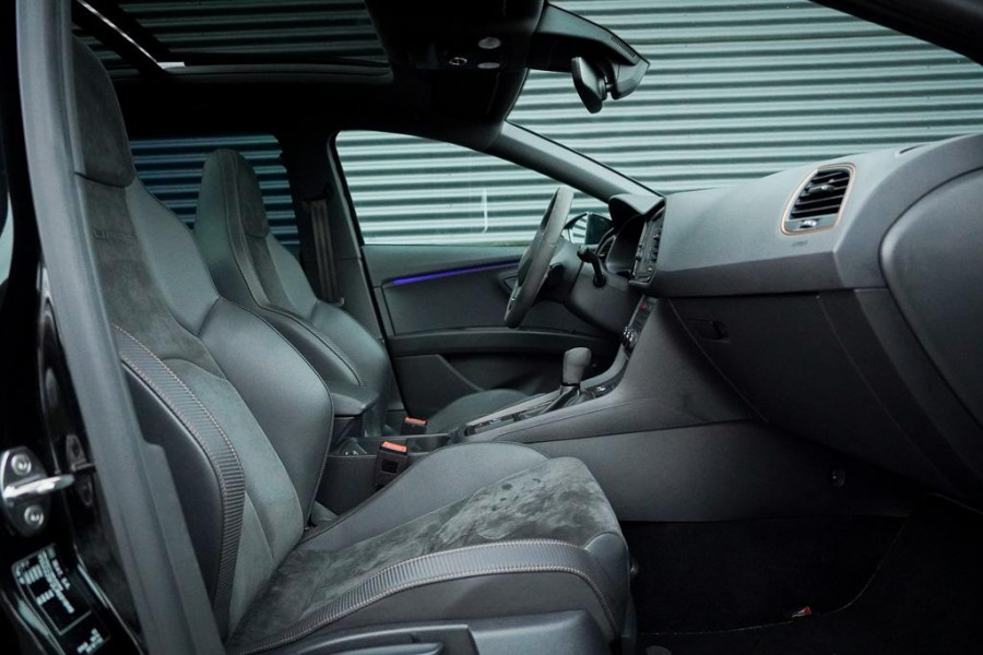 Seat León ST 2.0 TSI 4DRIVE CUPRA R Ultimate Edition / Pano / Carplay