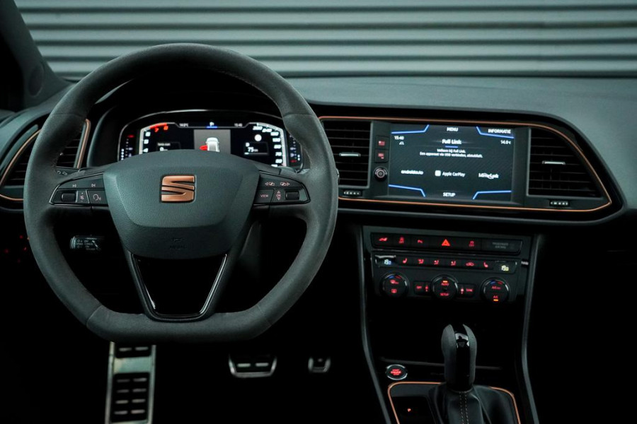 Seat León ST 2.0 TSI 4DRIVE CUPRA R Ultimate Edition / Pano / Carplay