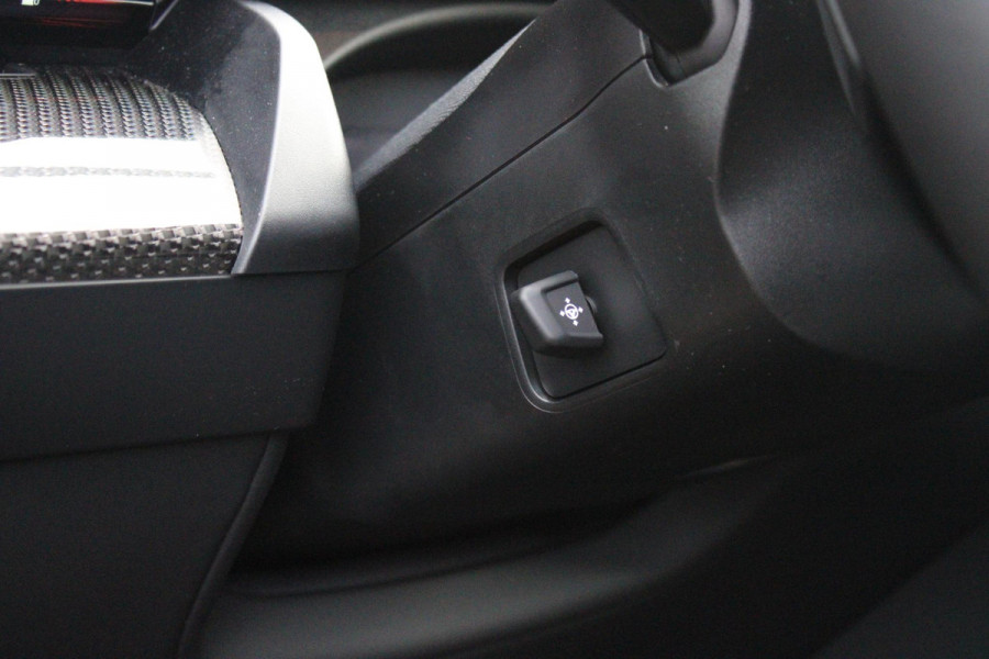 BMW 5 Serie 550e 490PK xDRIVE | ICONIC GLOW GRILL | PANORAMA DAK | MEESTURENDE ACHTERAS | STUUR VERWARMING | M SPORT PAKKET PRO | 20" LICHTMETALEN VELGEN | ZONNESCHERM ACHTERRUIT ELEKTRISCH | INTERIEURLIJSTEN M DONKERZILVER/CARBON FIBER | BOWERS & WILKINS AUDIO SYSTEM | DRIVING ASSISTANT PLUS | SHADOW LINE | INNOVATIE PAKKET | TRAVEL PAKKET | COMFORT PAKKET (AUTOMATISCHE AIRCONDITIONING 4 ZONES MET AUTOMATISCHE LUCHTCIRCULATIEFUNCTIE, STOELVERWARMING VOOR + ACHTER, STOELEN ELEKTRISCH VERSTELBAAR MET MEMORY, ACTIEVE STOELVENTILATIE VOOR) | BMW INDIVIDUAL LEER MERINO SILVERSTONE/ATL