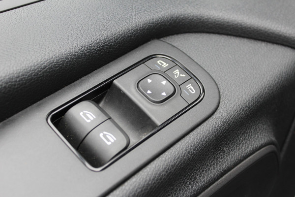 Mercedes-Benz Sprinter 316 CDI L2H2 Geveerde stoel, MBUX met navigatie en camera