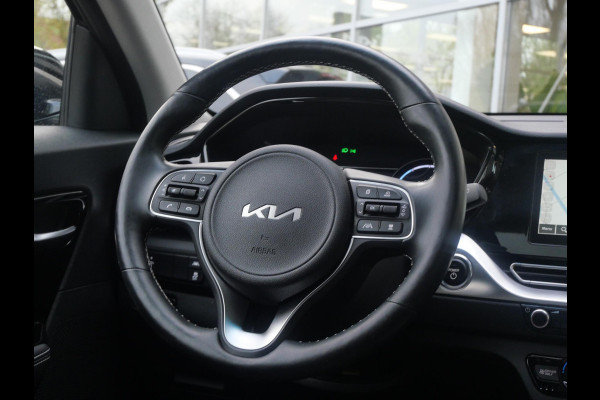 Kia e-Niro DynamicPlusLine 64 kWh | Trekhaak | Cruise | Clima | Camera | Carplay | Keyless | Navi | Stoel-stuurverwarming |