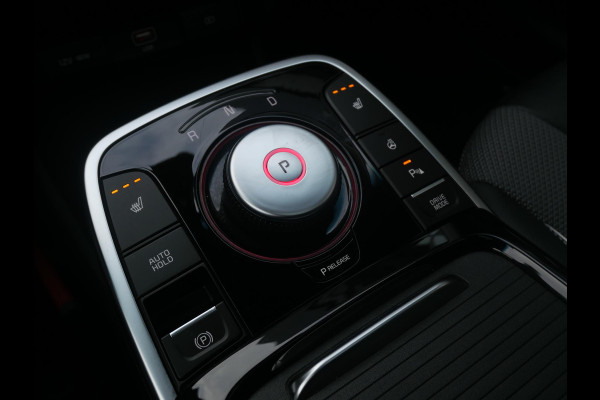 Kia e-Niro DynamicPlusLine 64 kWh | Trekhaak | Cruise | Clima | Camera | Carplay | Keyless | Navi | Stoel-stuurverwarming |