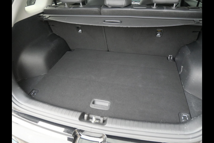 Kia e-Niro DynamicPlusLine 64 kWh | Trekhaak | Cruise | Clima | Camera | Carplay | Keyless | Navi | Stoel-stuurverwarming |