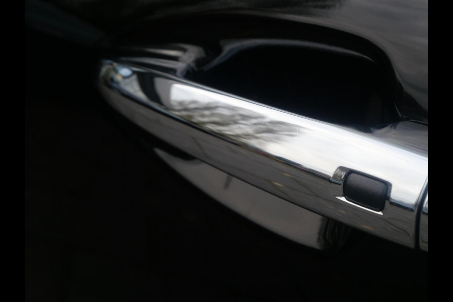 Kia e-Niro DynamicPlusLine 64 kWh | Trekhaak | Cruise | Clima | Camera | Carplay | Keyless | Navi | Stoel-stuurverwarming |