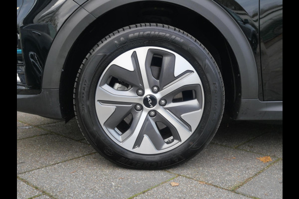 Kia e-Niro DynamicPlusLine 64 kWh | Trekhaak | Cruise | Clima | Camera | Carplay | Keyless | Navi | Stoel-stuurverwarming |