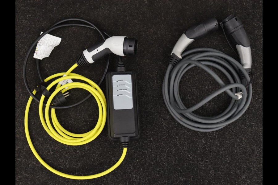 BMW 3-serie 320e M Sport | Adaptive cruise | Leder | Trekhaak | Stoelverwarming | 360 Camera | Laserlicht | Carplay | Sfeerverlichting | Live Cockpit | Keyless | Sportstoelen | DAB | Navigatie | PHEV | Plug In