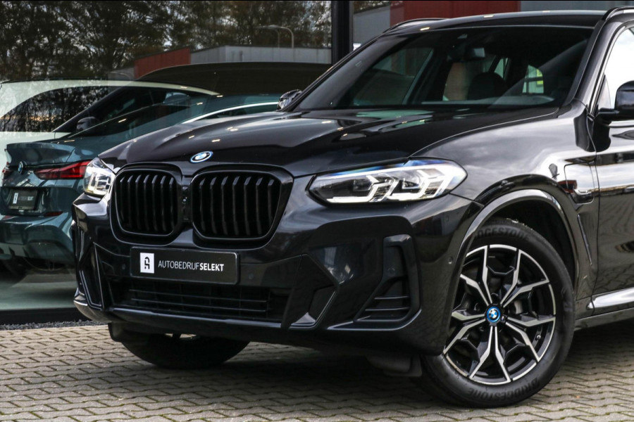 BMW X3 XDrive30e M-SPORT - TREKHAAK - CAMERA - NIEUW MODEL - 30e - M-PAKKET