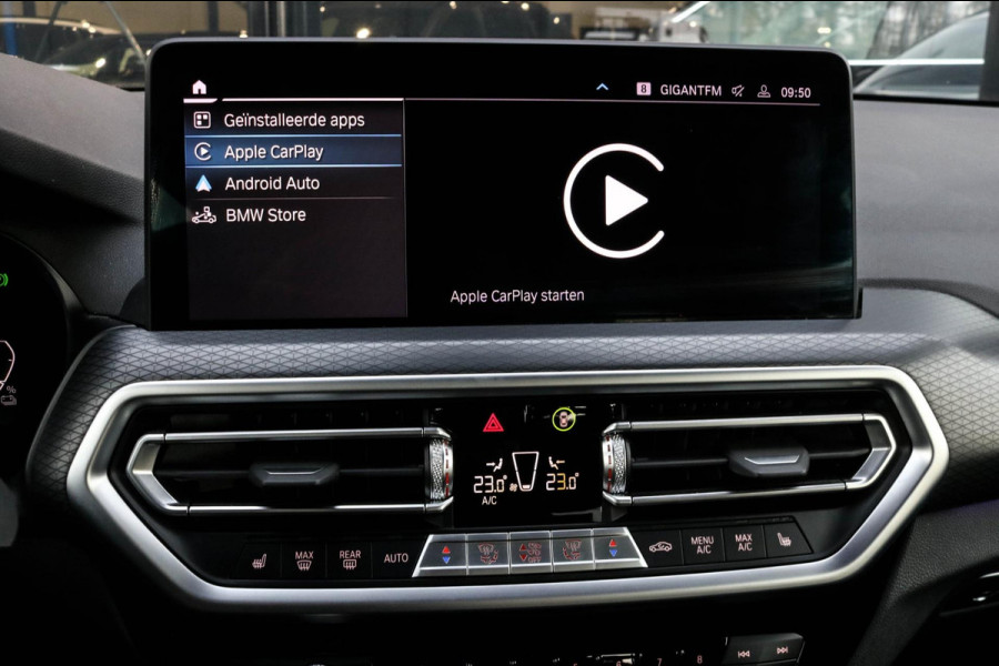 BMW X3 XDrive30e M-SPORT - TREKHAAK - CAMERA - NIEUW MODEL - 30e - M-PAKKET