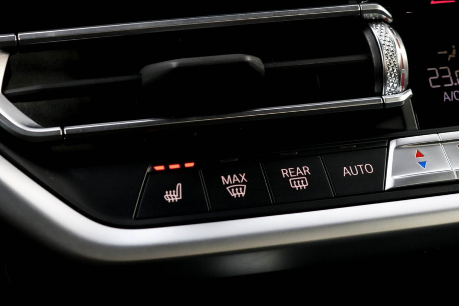 BMW X3 XDrive30e M-SPORT - TREKHAAK - CAMERA - NIEUW MODEL - 30e - M-PAKKET