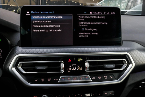 BMW X3 XDrive30e M-SPORT - TREKHAAK - CAMERA - NIEUW MODEL - 30e - M-PAKKET