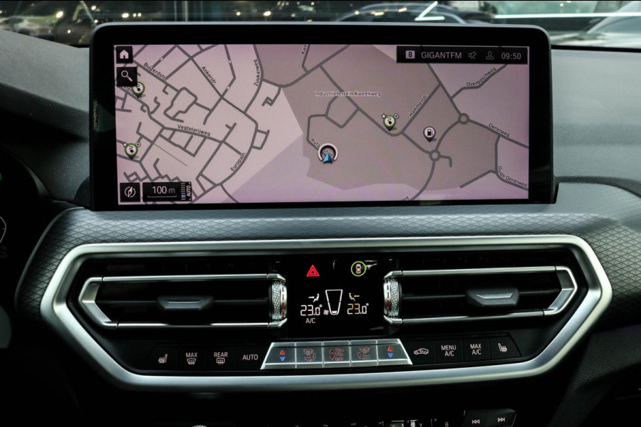 BMW X3 XDrive30e M-SPORT - TREKHAAK - CAMERA - NIEUW MODEL - 30e - M-PAKKET