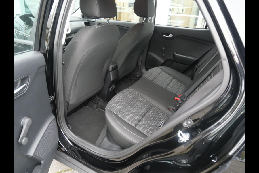 Kia Stonic 1.0 T-GDi MHEV DynamicLine | Cruise | Clima | Carplay | Camera | Navi |