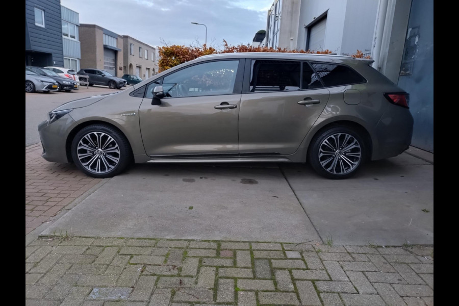 Toyota Corolla Touring Sports 1.8 Hybrid Business Plus lage km stand!